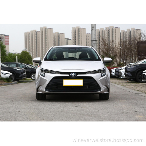 Hybrid Automobile Car Toyota LEVIN Second Hand Car Silver 4 Doors 5 Seats